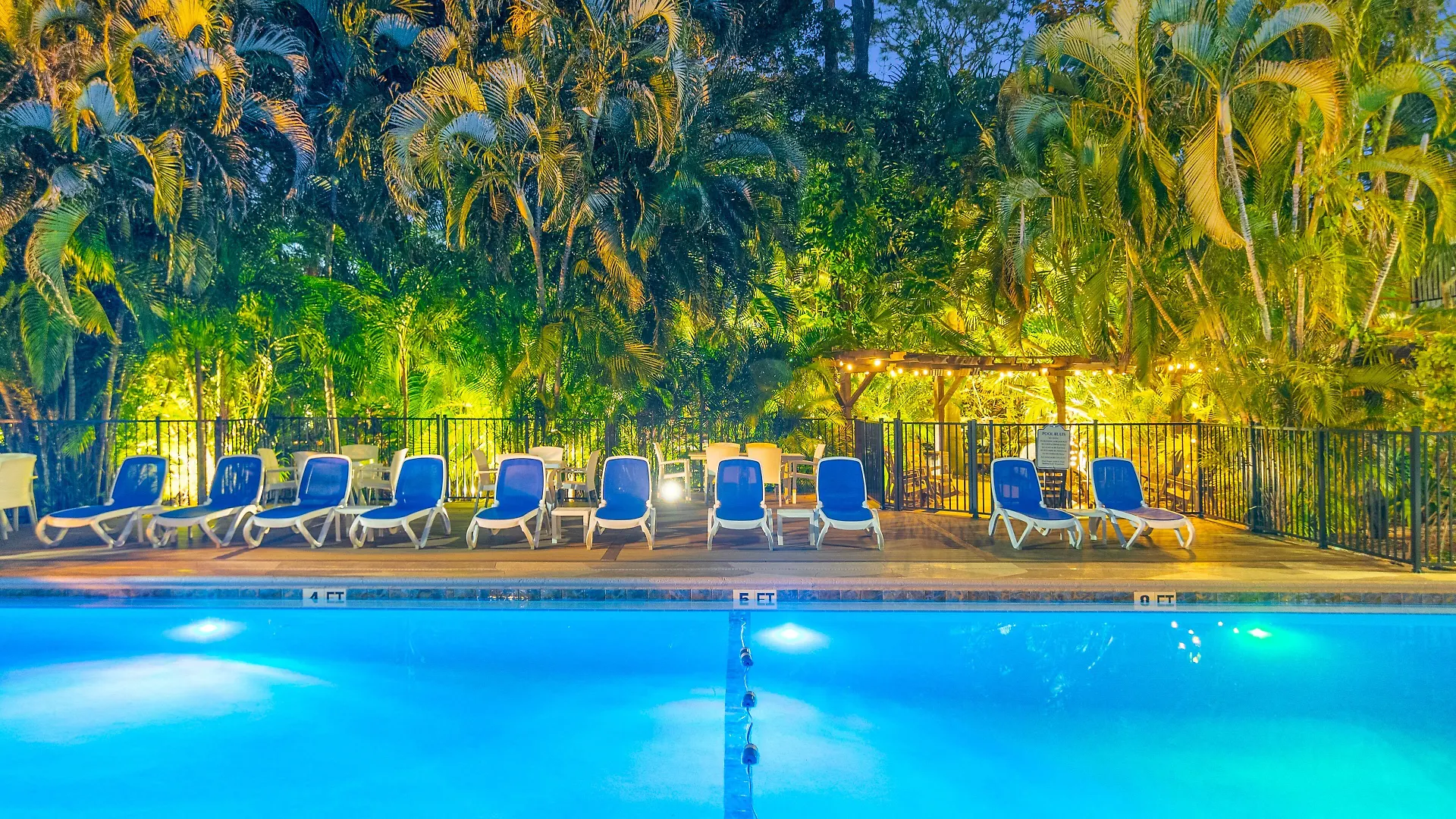 4 Smart 3-Star Hotels Near Delnor-Wiggins Pass State Park